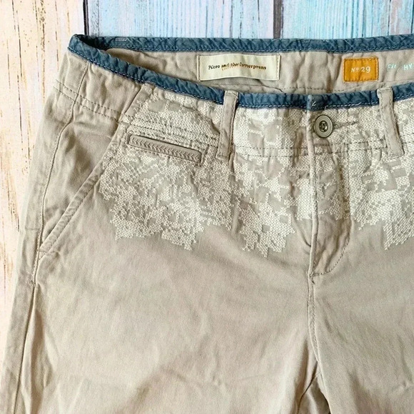 Anthropologie Pilcro low rise khaki pants - Picture 4 of 9